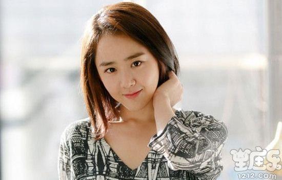 文瑾莹是什么星座?1