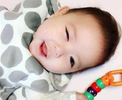 姓杨喜欢带驰字的三字男生名字 男孩有出息聪明寓意的名字