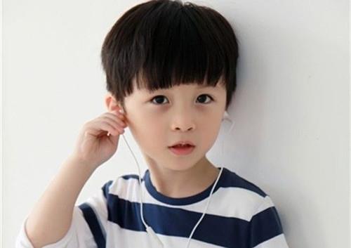 路姓起名带聪字 好听的名字男生霸气