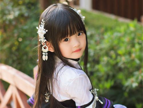 兔年出生的女孩起什么名字能彰显文化