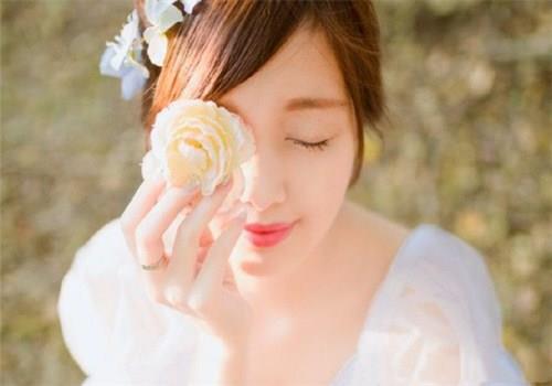 带齐字三个字女孩名 女孩子取名字形容聪明与智慧-测试名字好不好