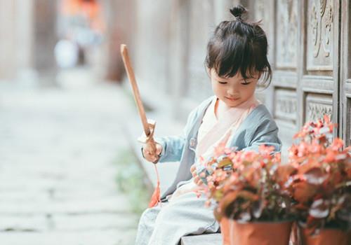 廖姓起名带漩字 文艺的名字女孩-名字评分