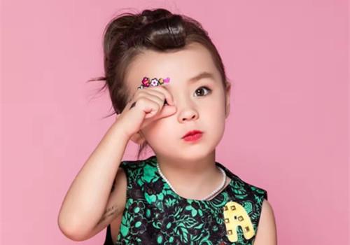 起女宝宝名樟字辈 好听时尚的女孩名字,起女宝宝名樟字辈 好听时尚的女孩名字