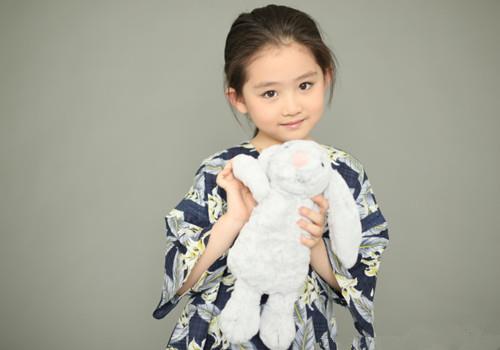 叶姓起带芮字的名字 出自诗经楚辞的女孩名字-取名测分