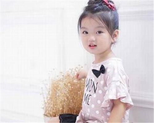 秋天出生的侯姓女宝取什么名字好听-取名大全测试打分