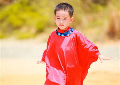 倪姓龙年男生叫什么名字有哲理,倪姓龙年男生叫什么名字有哲理