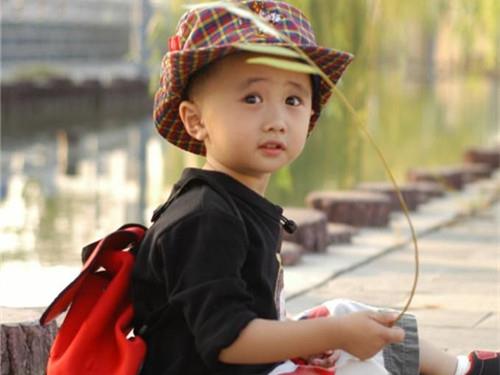 殷姓带浩字 很干净很清澈的名字男 殷姓带浩字 很干净很清澈的名字男