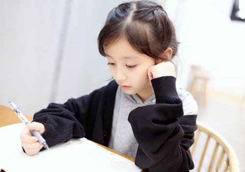 丁姓兔年宝宝取什么名字最顺口