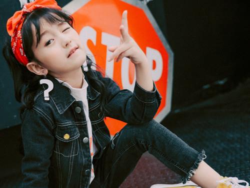 2023兔年出生的梅姓女宝取什么名字楚辞中惊艳,2023兔年出生的梅姓女宝取什么名字楚辞中惊艳