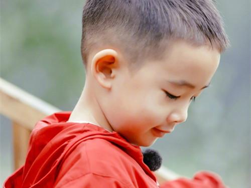 姓赖幸什么二字男宝名字 好听又冰冷男生名字