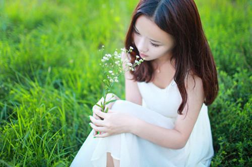秋天出生的靳姓女宝宝取什么名字好听-名字五行查询